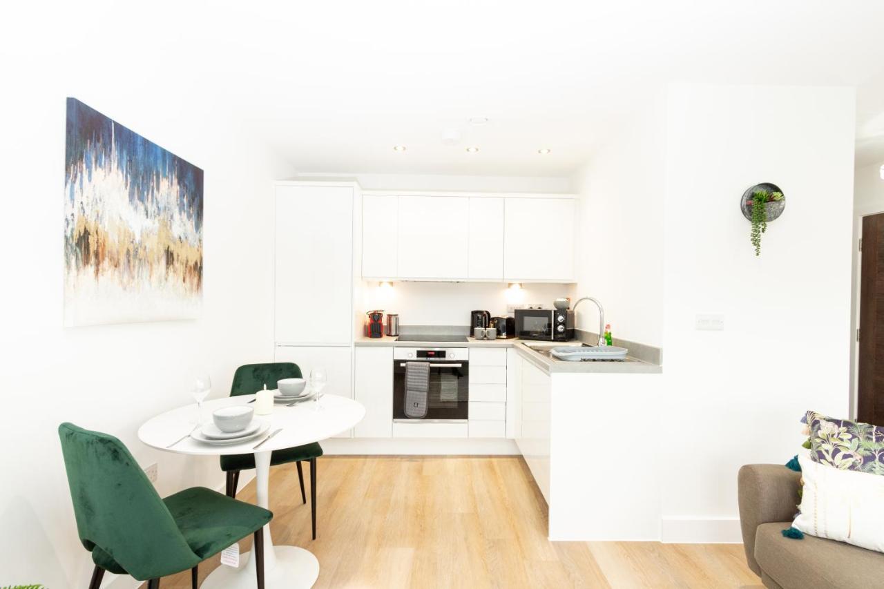 Stylish Studio Apt Overlooking Old Trafford Manchester Esterno foto