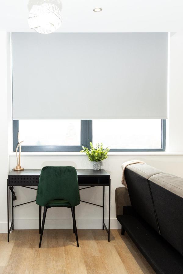 Stylish Studio Apt Overlooking Old Trafford Manchester Esterno foto